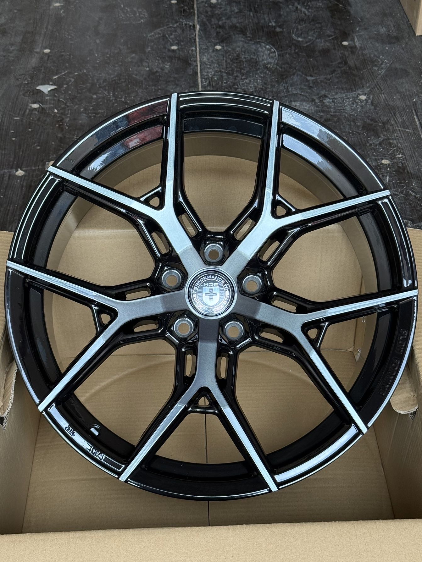 Диск RPL ANZ-5473 8.5x19 5/114.3 ET35 D67.1 BMF