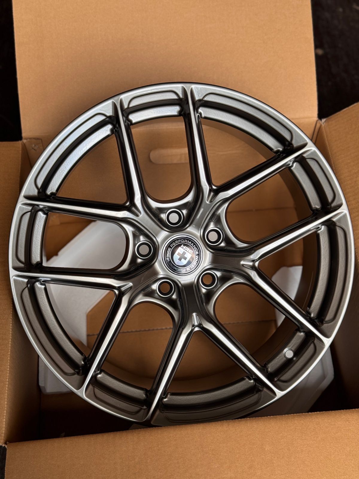 Диск RPL ANZ-5665 8x18 5/114.3 ET35 D73.1 HB