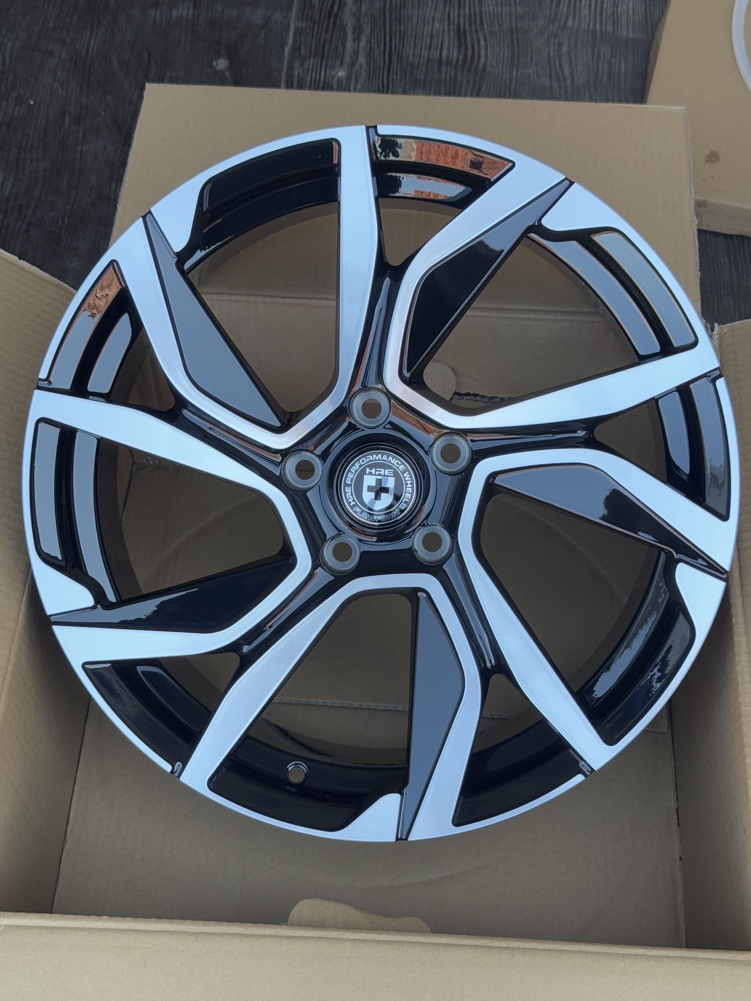Диск RPL ANZ-5662 6.5x16 5/114.3 ET35 D67.1 BMF