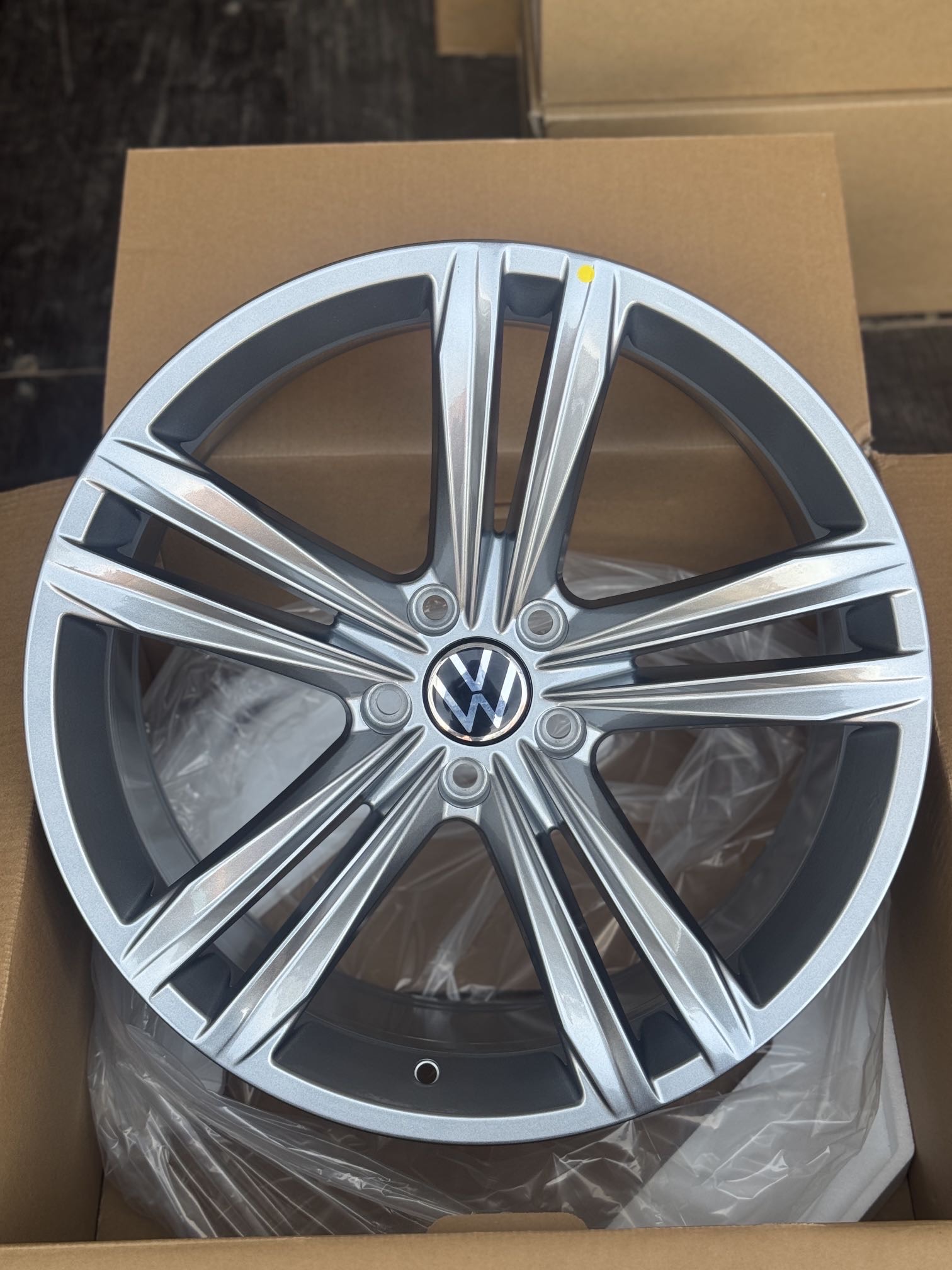 Диск RPL ANZ-5468 8.5x19 5/112 ET35 D57.1 LightG
