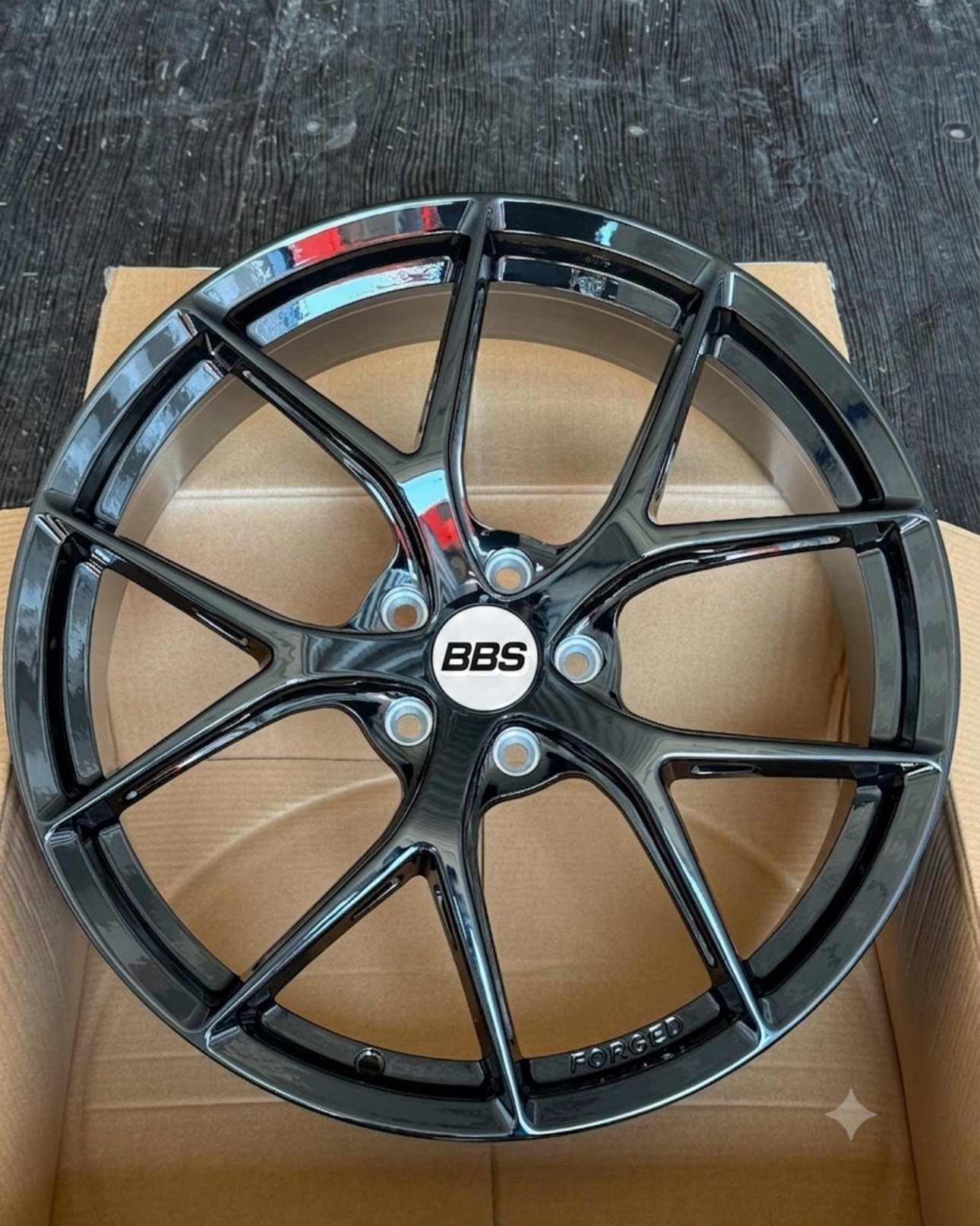 Диск STG TS-5888 8.5x20 5/114.3 ET35 D73.1 GB