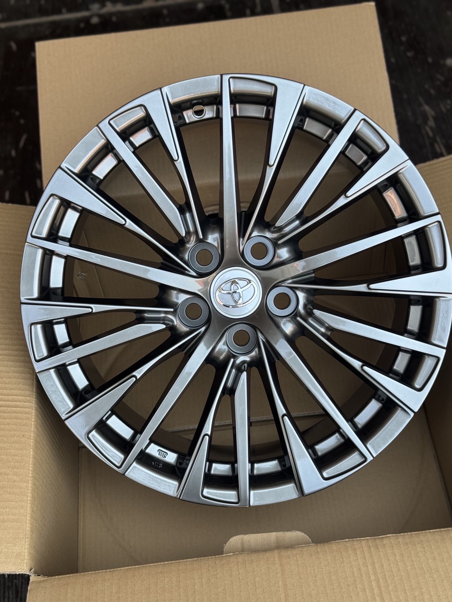 Диск RPL ANZ-0952 8.5x18 5/114.3 ET40 D60.1 HB
