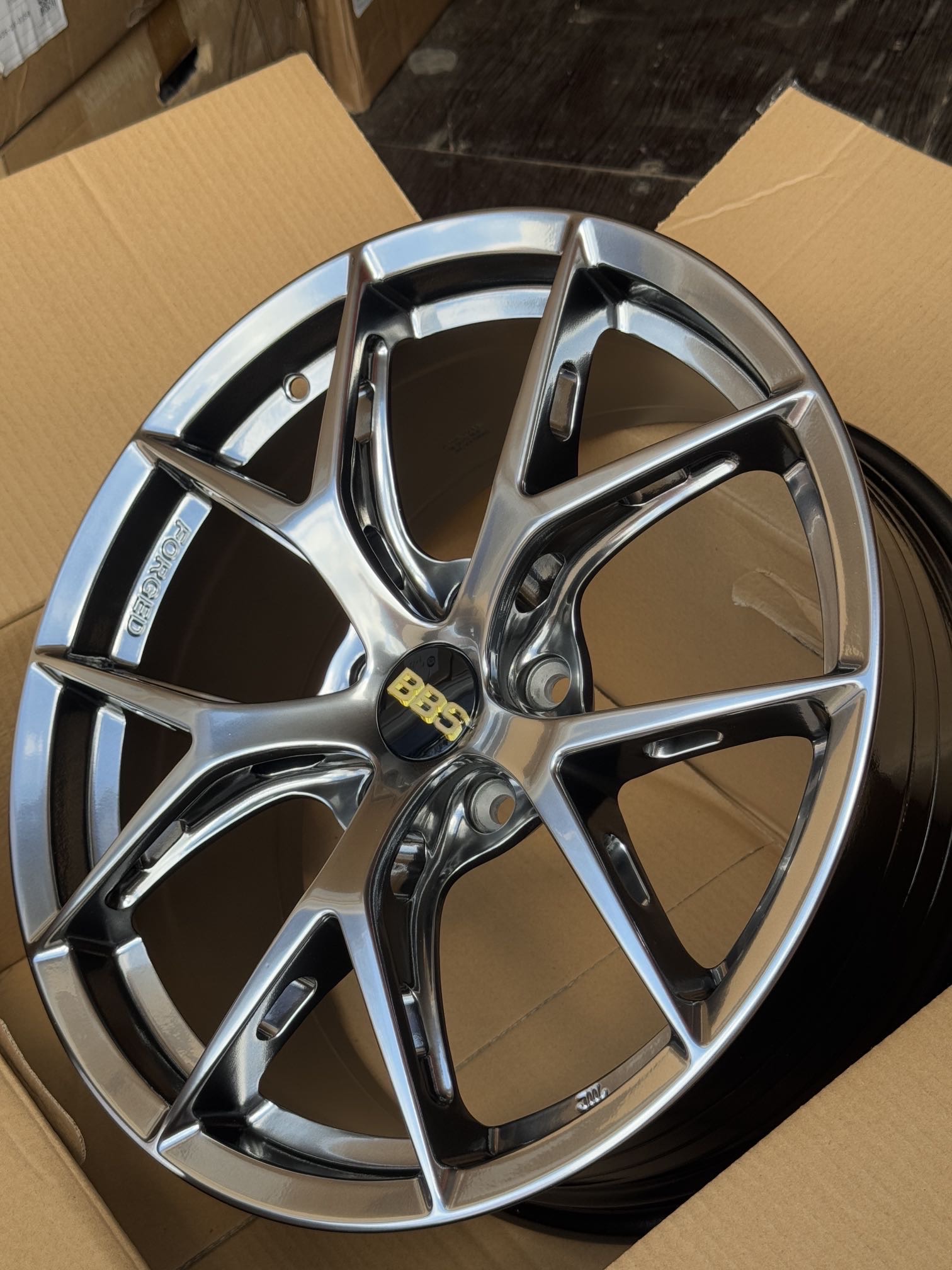 Диск STG TS-5888 8.5x18 5/112 ET38 D66.6 HB