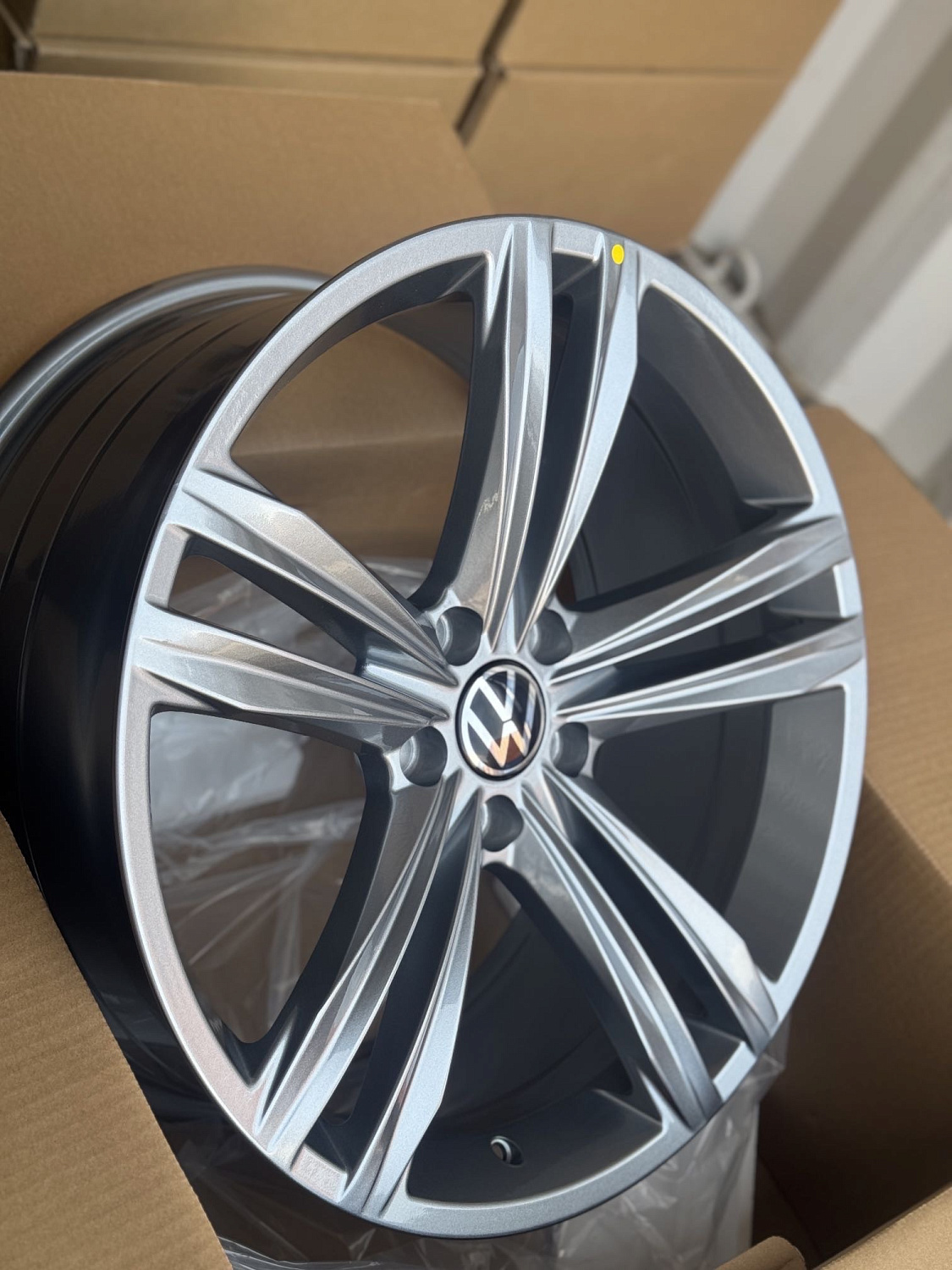 Диск RPL ANZ-5468 8.5x19 5/112 ET35 D57.1 LightG