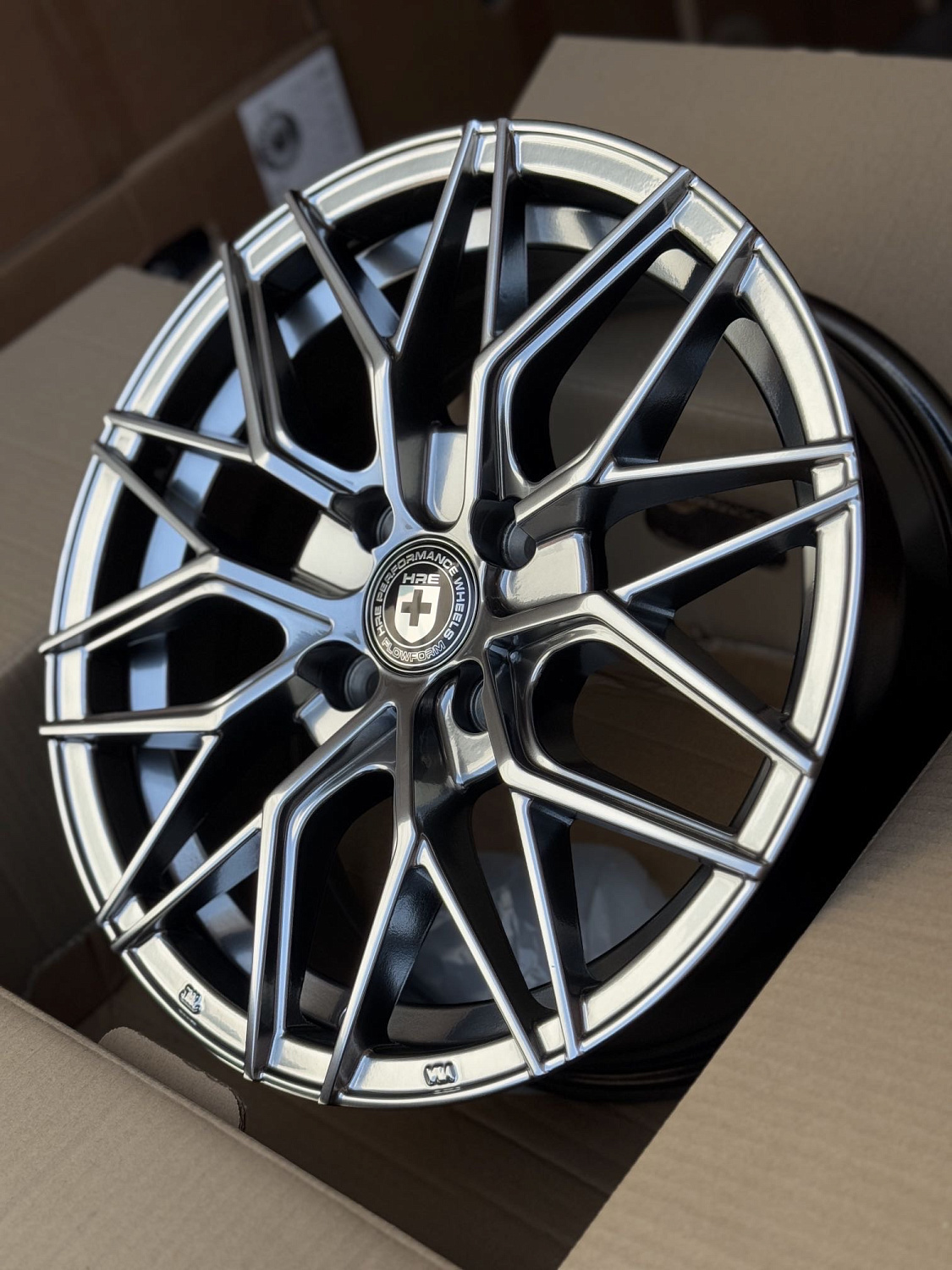 Диск STG TS-0431 6.5x15 4/100 ET35 D67.1 HB