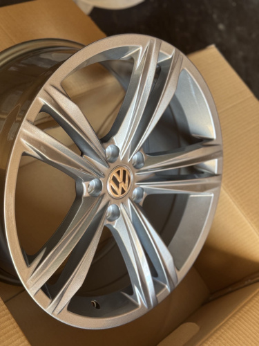 Диск RPL ANZ-5468 8x18 5/112 ET38 D57.1 Grey